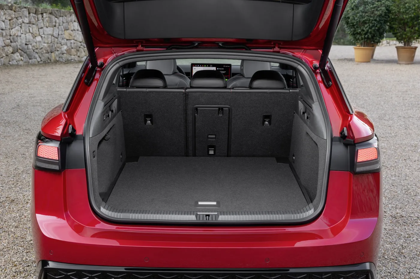 volkswagen-id7-tourer-38336671.jpg
