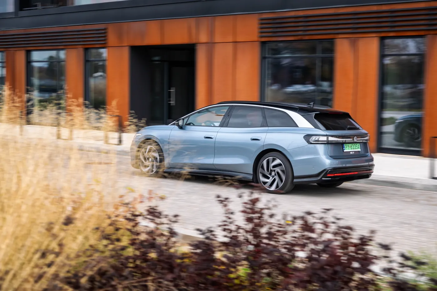 volkswagen-id7-tourer-38336639.jpg