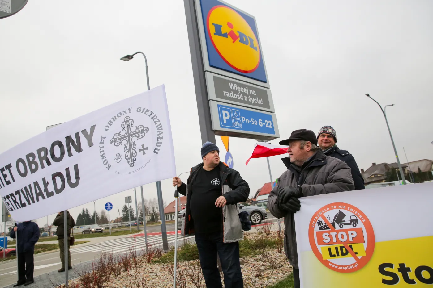 Wielkie protesty przed sklepami Lidla. Katolicy są oburzeni