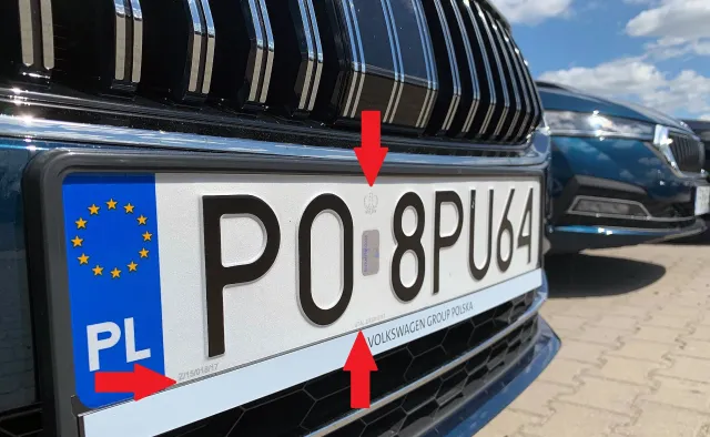 Nowy wzór tablic rejestracyjnych wchodzi w życie. Tak będą wyglądać nowe "blachy"