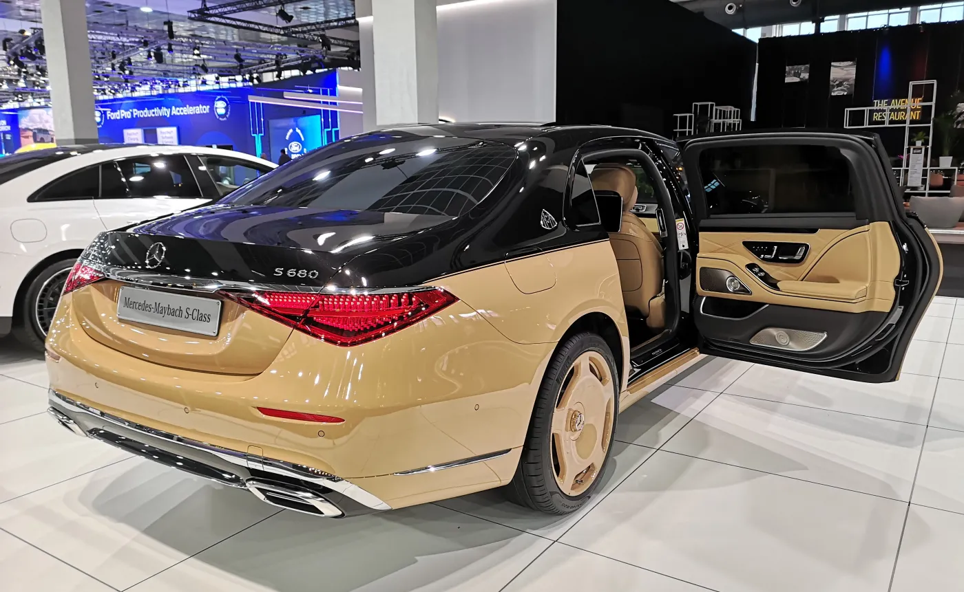 mercedesmaybach-s-680-37695661.jpg
