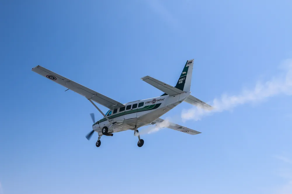 Zniknął tuż przed lądowaniem. Trwają poszukiwania samolotu