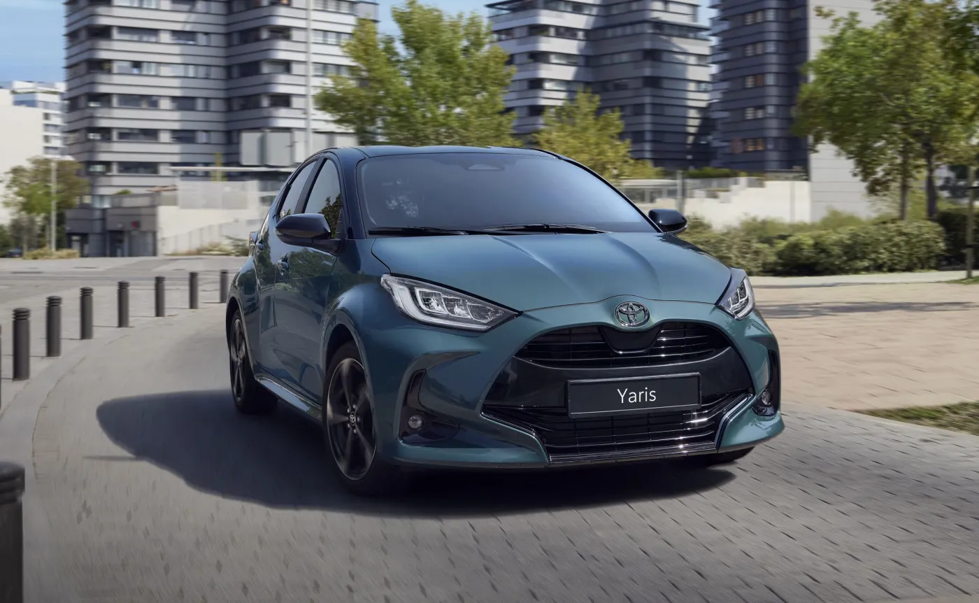 nowa-toyota-yaris-2025-38412892.jpg
