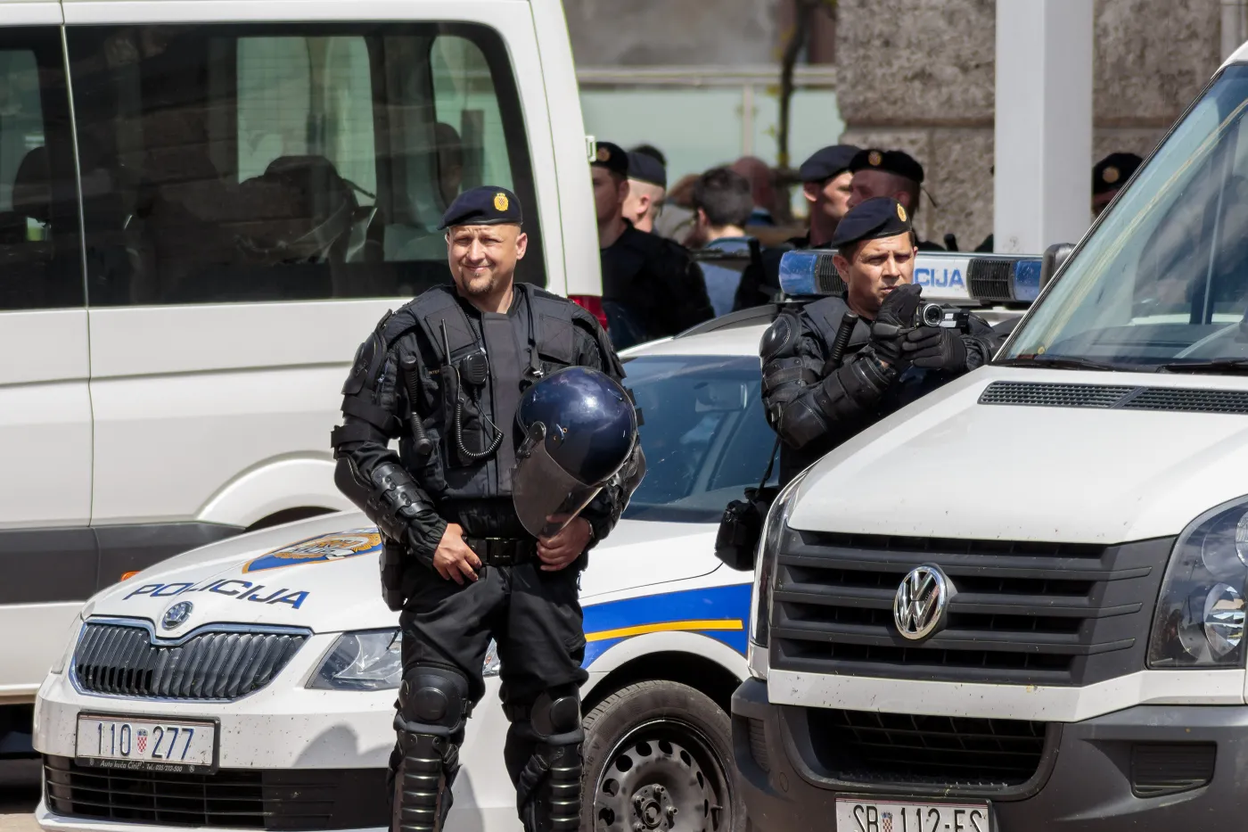 Przed domem byłego piłkarza Legii Warszawa wybuchła bomba. Groźba czy ostrzeżenie?