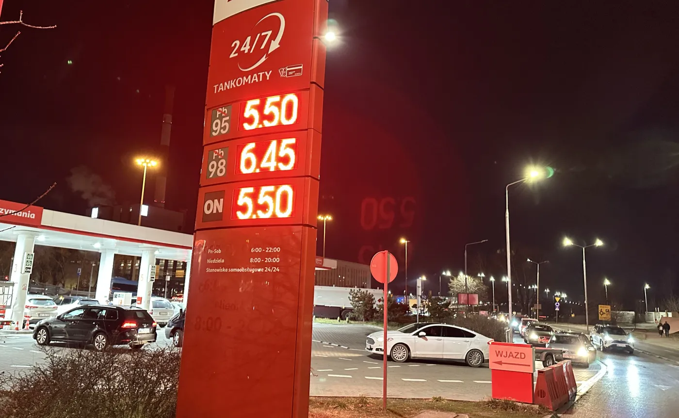 Stacja paliw Auchan - promocja na benzynę 95 i olej napędowy