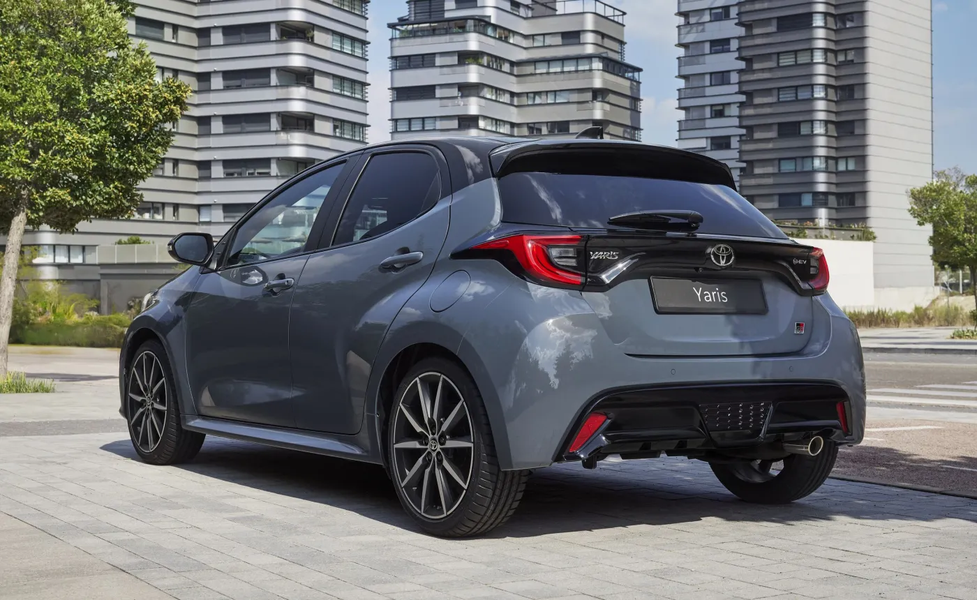 nowa-toyota-yaris-2025-38412906.jpg
