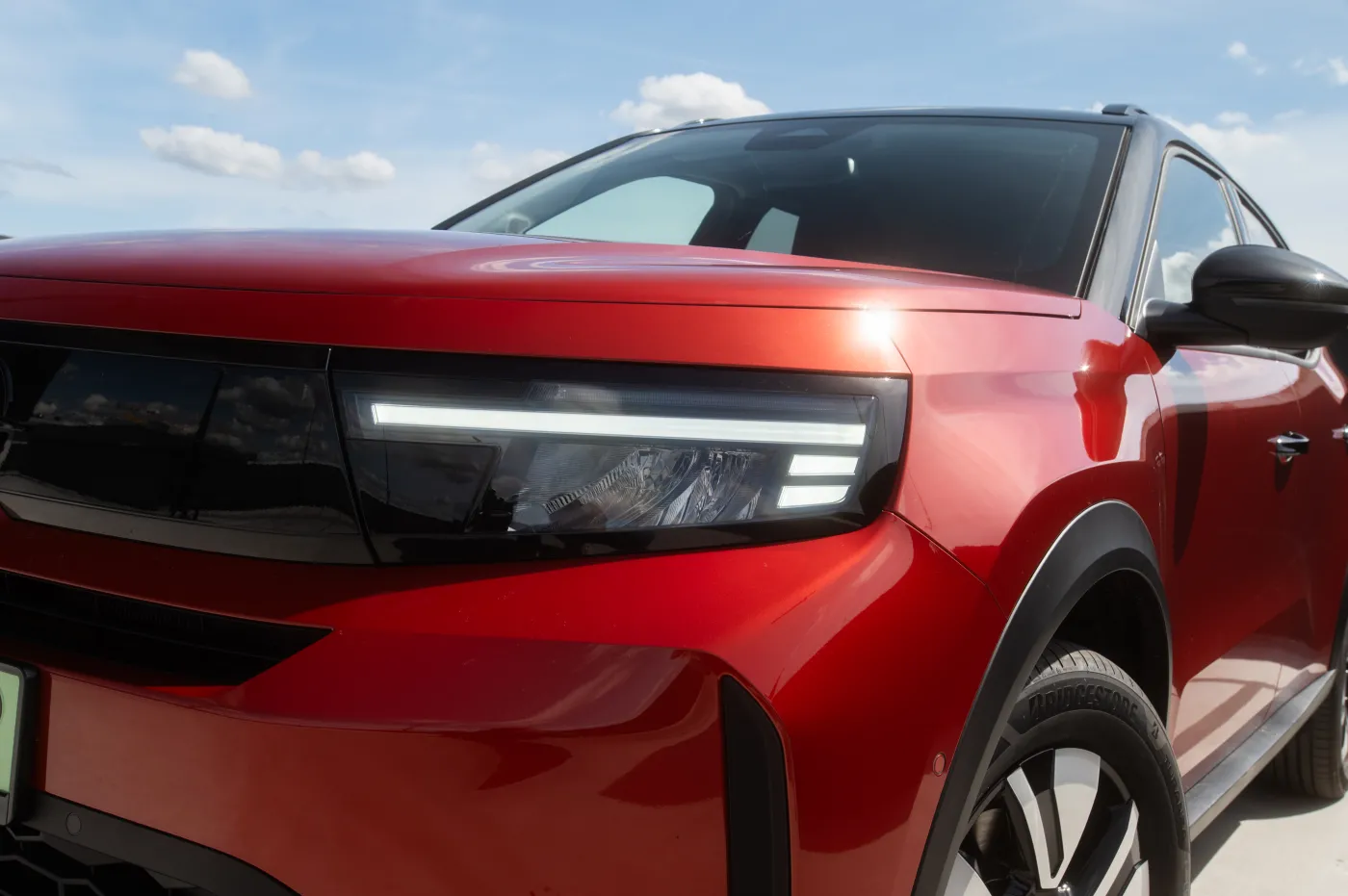 Ten Opel powalczy z Dacią. Mały SUV taniej o 40 000 zł