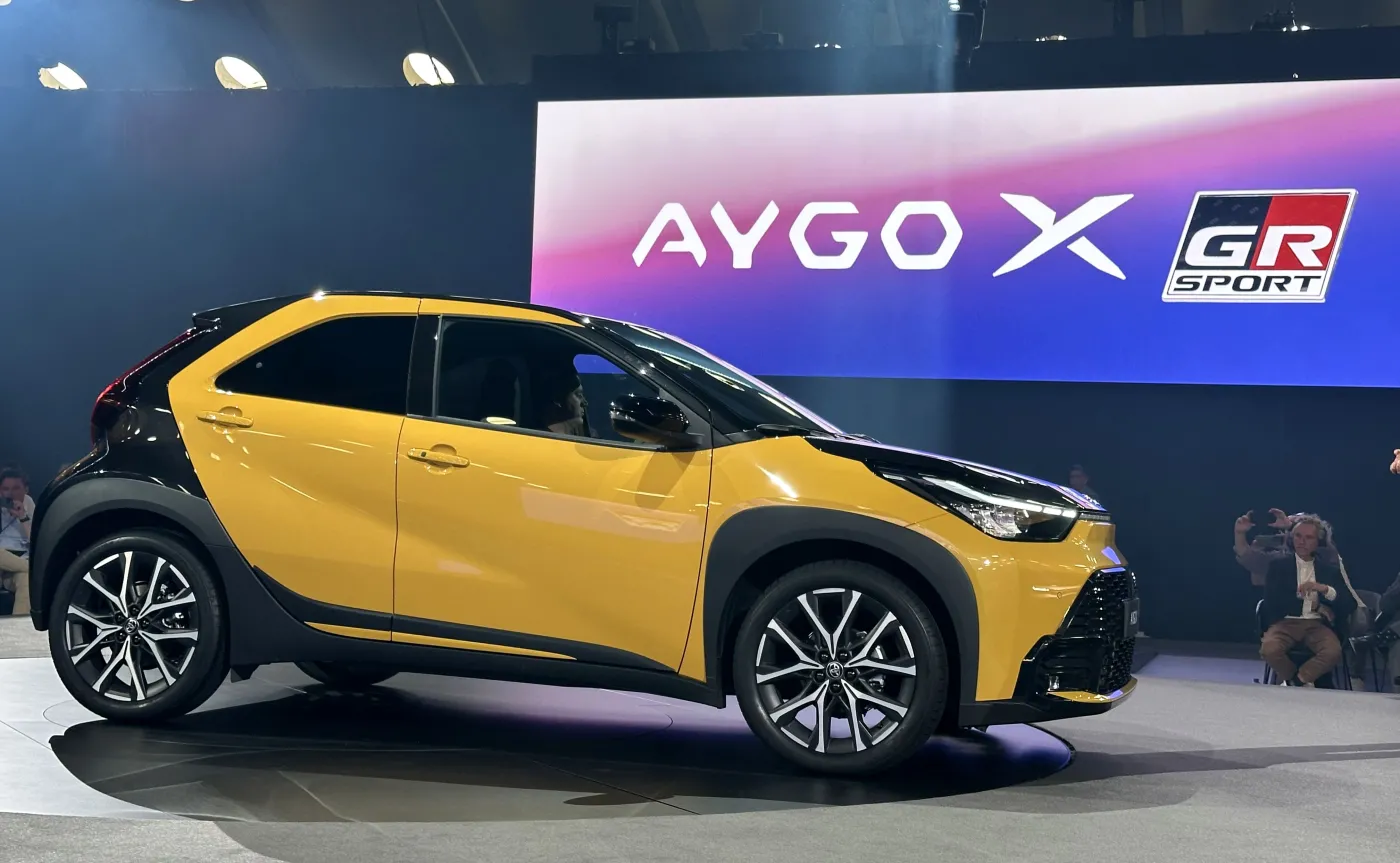 toyota-aygo-x-hybrid-38500094.jpg