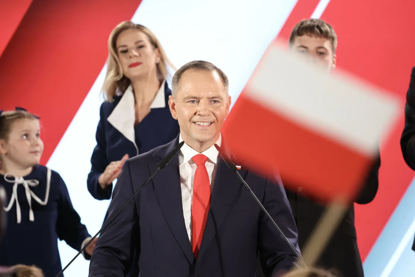 "Wielki Bu" skomentował wygraną Karola Nawrockiego. Do czego nawiązał? [FOTO]