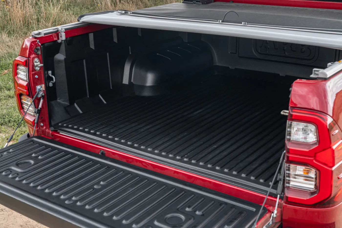 toyota-hilux-gr-sport-38544350.jpg