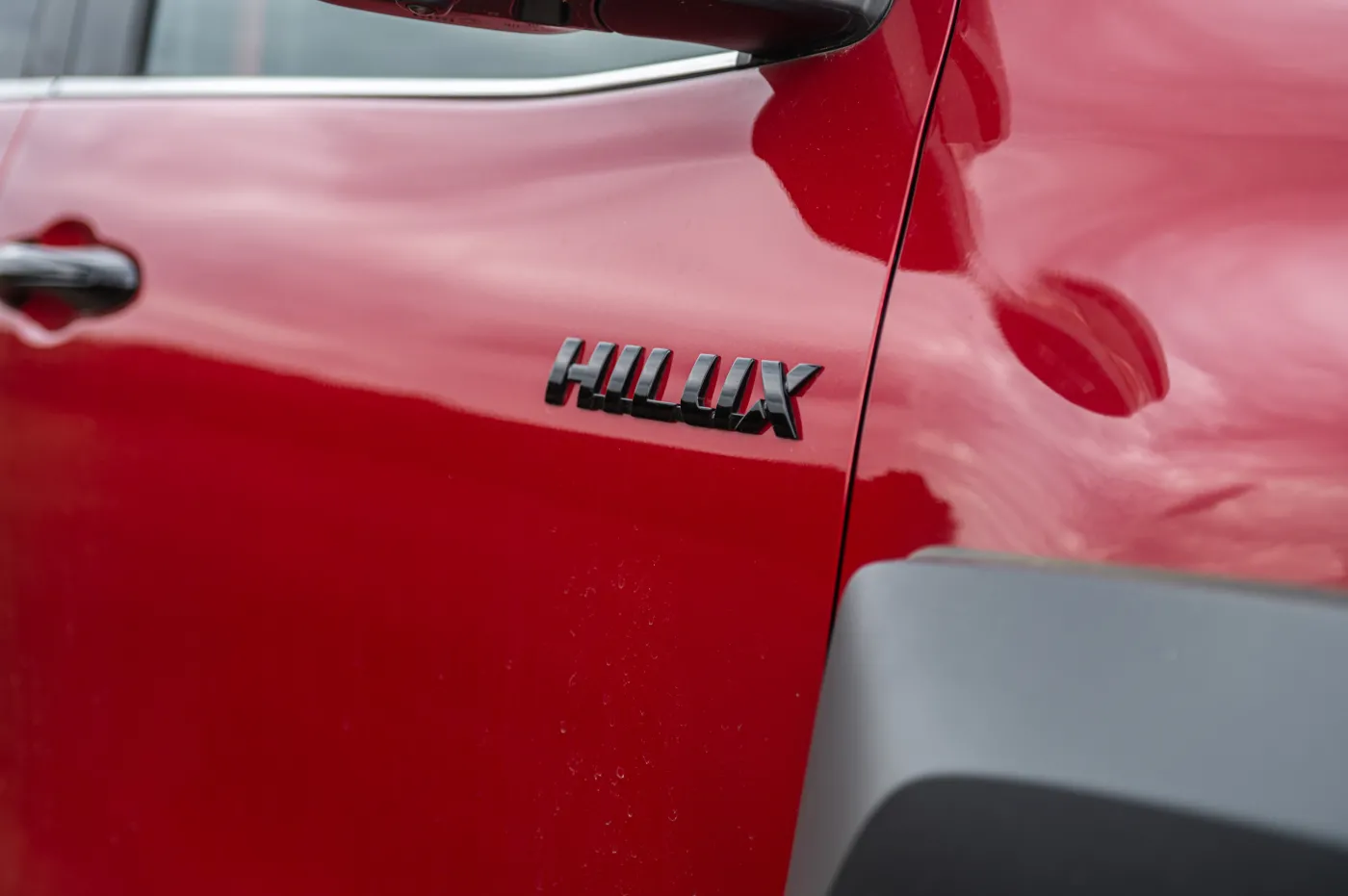 toyota-hilux-gr-sport-38544351.jpg