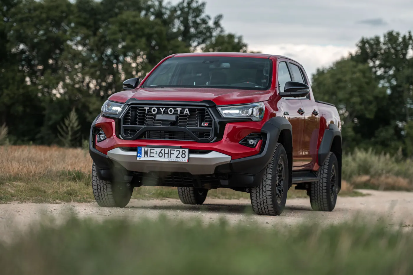 toyota-hilux-gr-sport-38544362.jpg