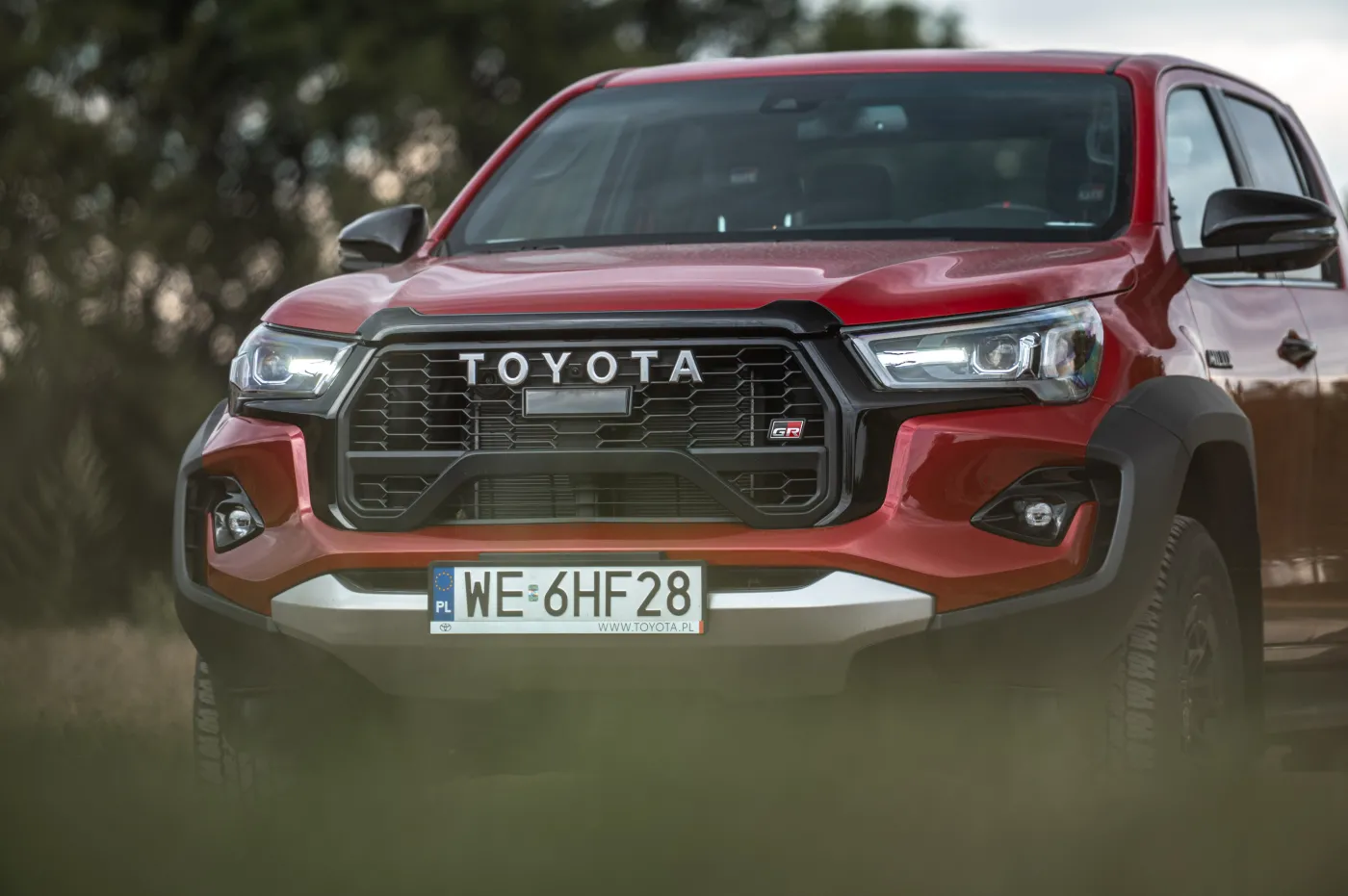 toyota-hilux-gr-sport-38544306.jpg