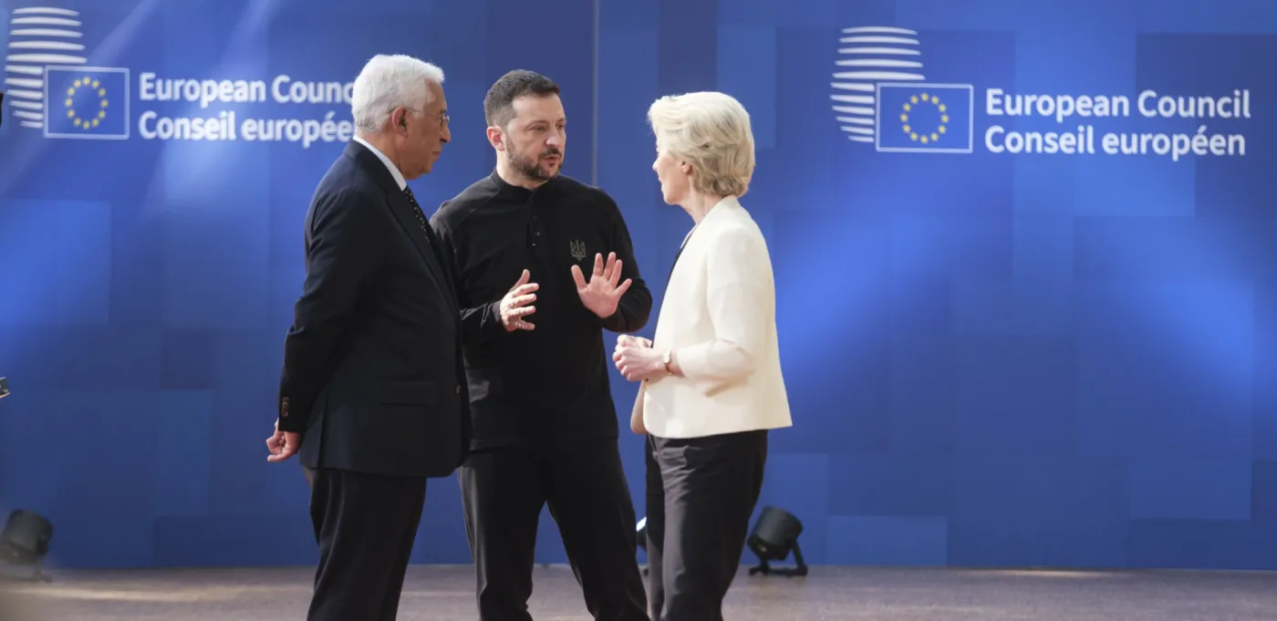 Zełenski rozmawiał z Von der Leyen. Omówili "dalsze działania na rzecz pokoju"