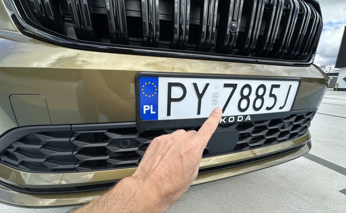 4420 zł za auto spalinowe. UE zmienia zasady. Nowe prawo zaskoczy kierowców