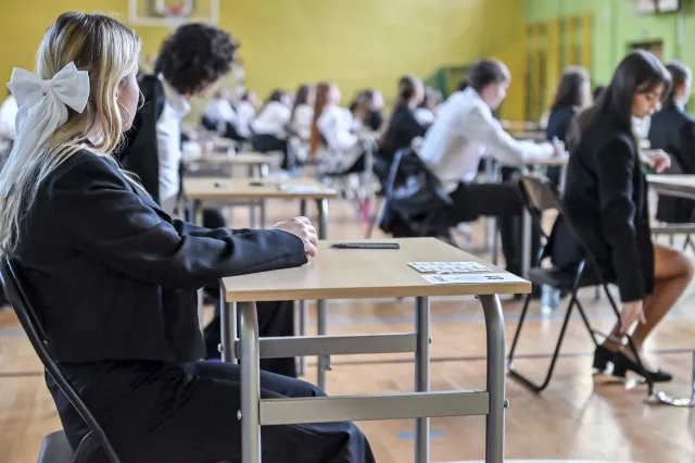Kalendarz roku szkolnego 2025/2026. Kiedy matury, egzamin ósmoklasisty, ferie i przerwy świąteczne?