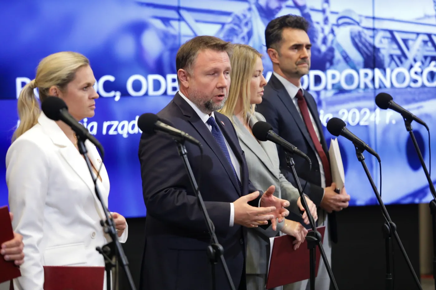 Rząd podsumowuje rok po powodzi. "Takiego mechanizmu pomocy jeszcze nie było"