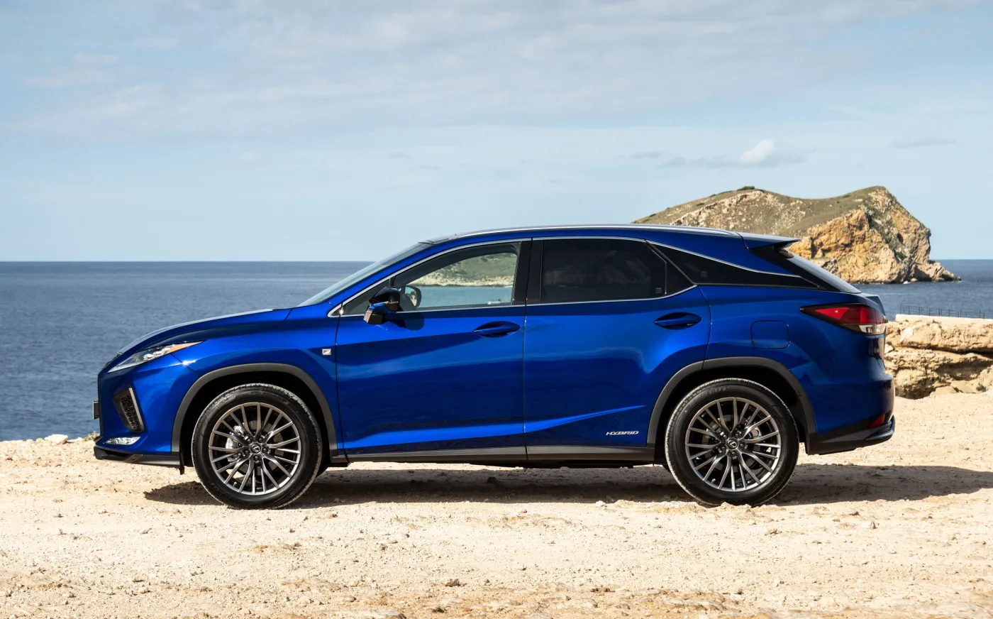 To on ukradł samochód Tuska. Trop udziału obcych służb