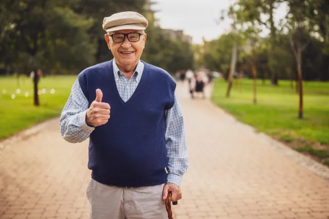 Ten dodatek do emerytury wzrośnie. Seniorzy dostaną 323 zł więcej