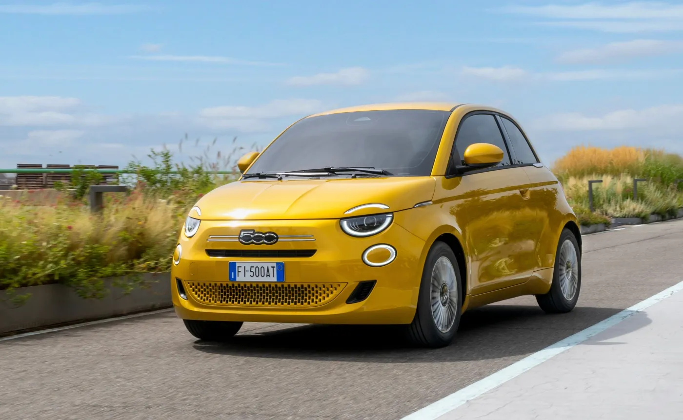 nowy-fiat-500-hybrid-38962189.jpg