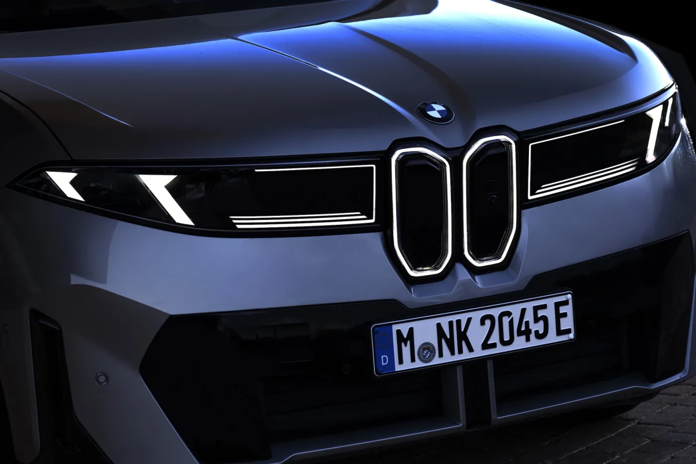 Nowe BMW wjeżdża na rynek. Ten SUV to trzęsienie ziemi