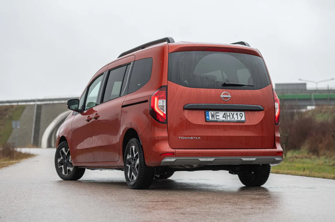 nissan-townstar-combi-38977963.jpg
