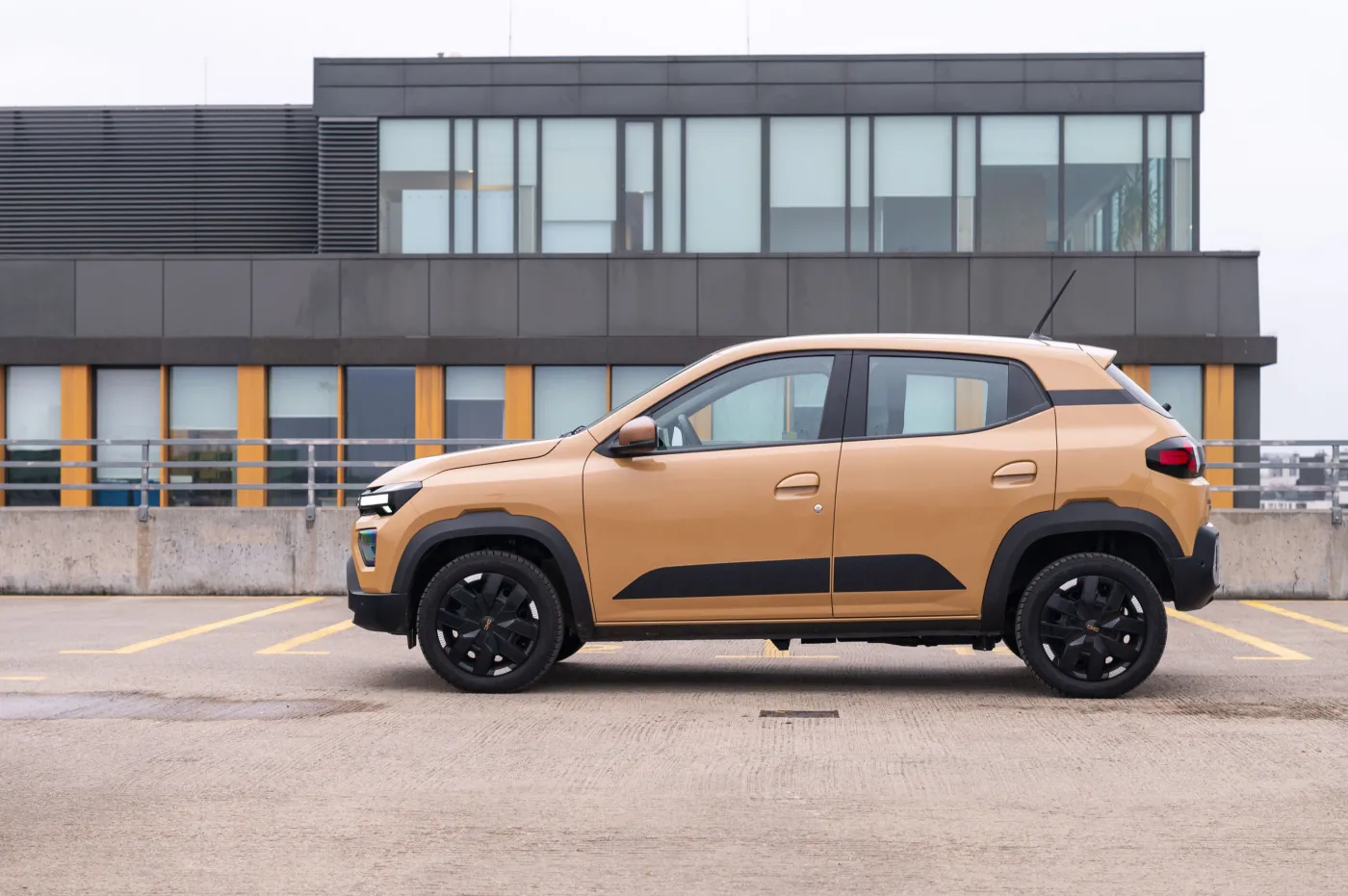 dacia-spring-extreme-38366353.jpg