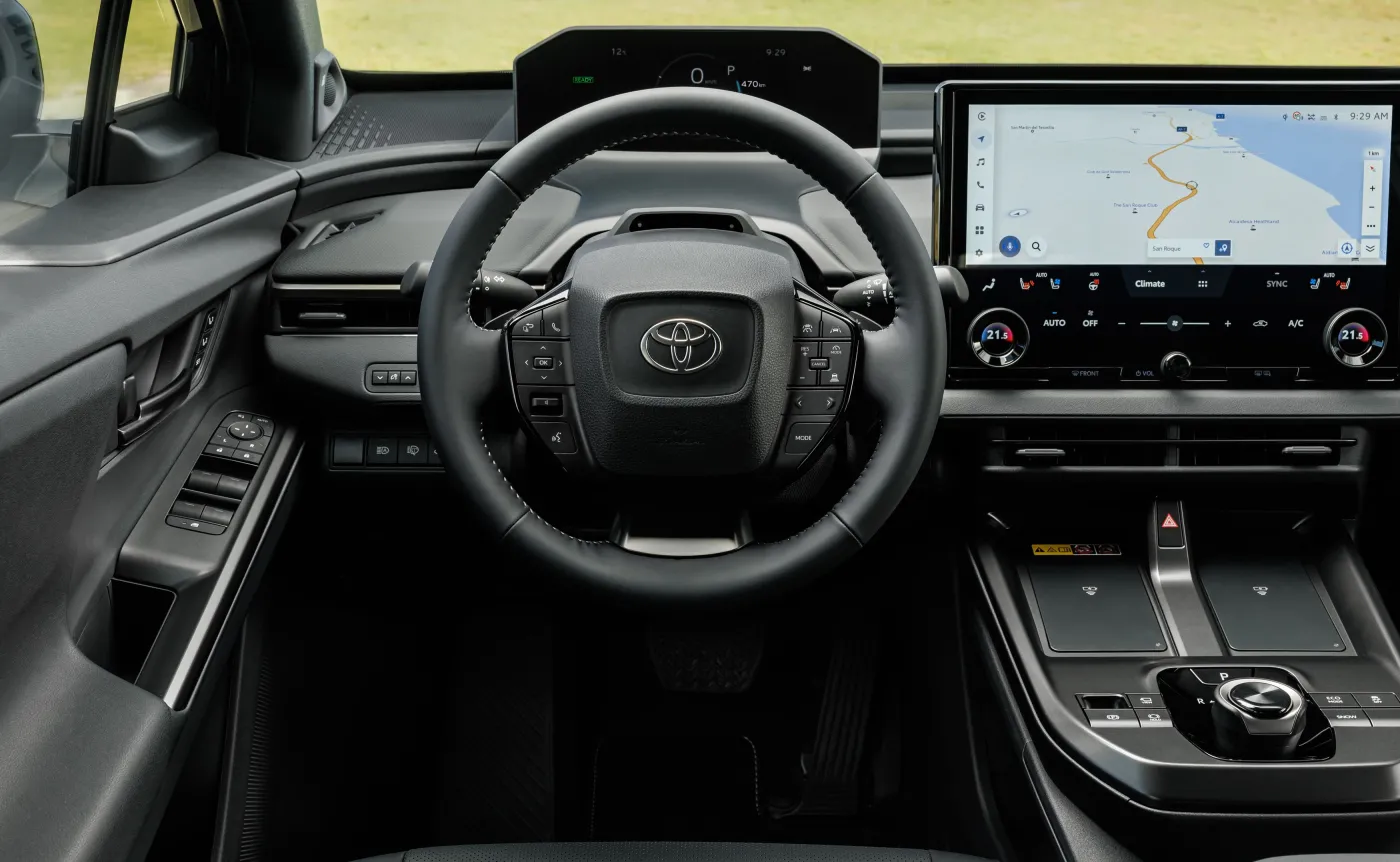 Nowa Toyota trzęsie rynkiem: Jest ładna, szybka i wygodna. Cena hitem