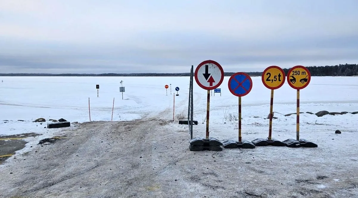 droga-lodowa-w-estonii-39058634.jpg