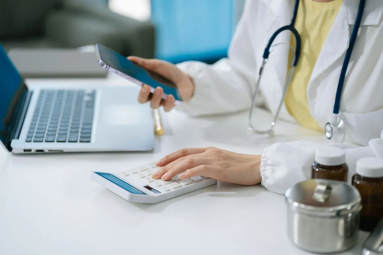 Nowe zasady L4 od poniedziałku 13 kwietnia 2026. ZUS zaostrza kontrole