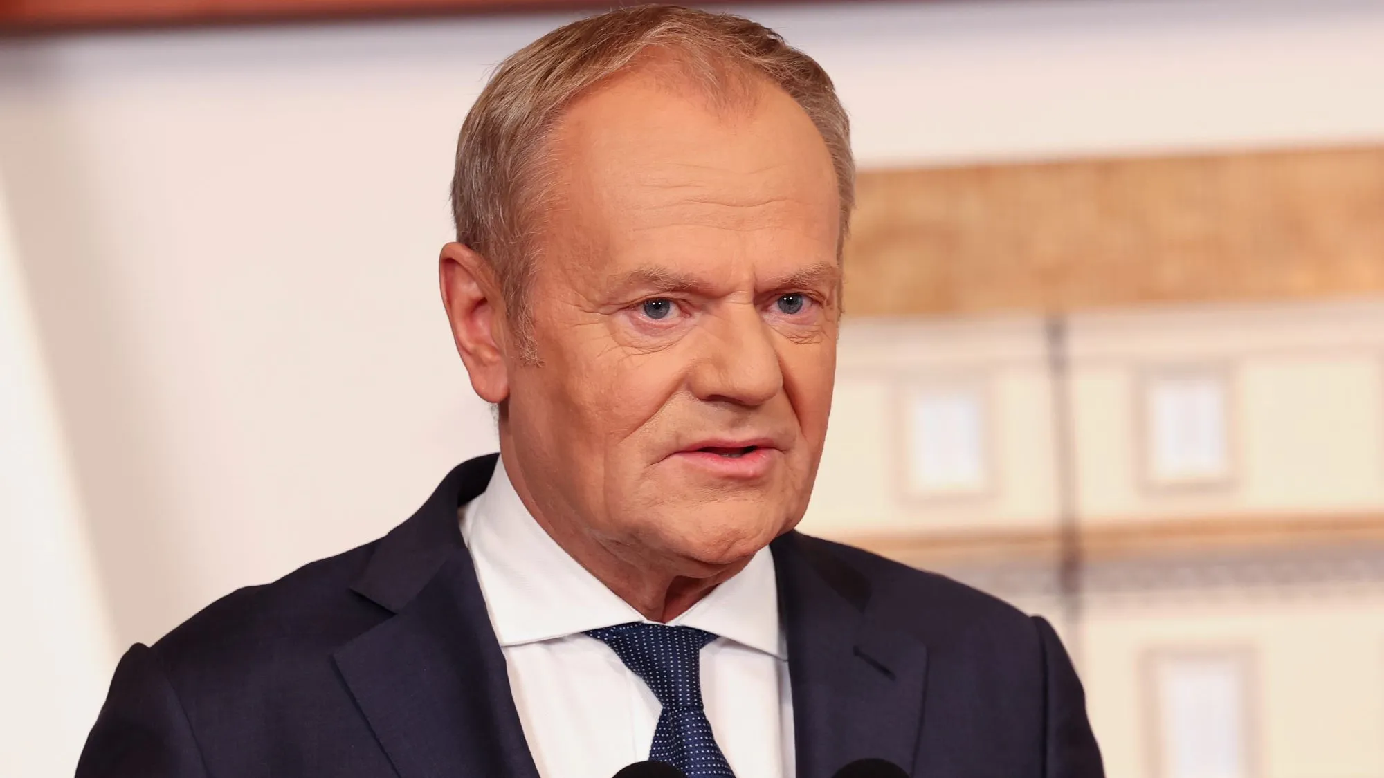 Donald Tusk reaguje po śmierci Andrzeja Morozowskiego. "Będzie nam wszystkim Ciebie brakowało"