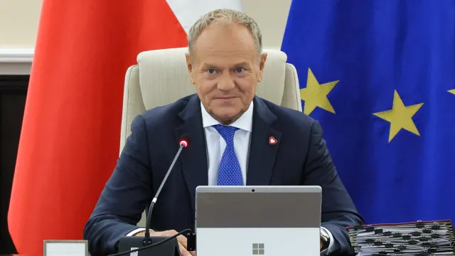 Tusk o pracy prezydenta Nawrockiego. Mówi o "niszczycielskiej strategii"