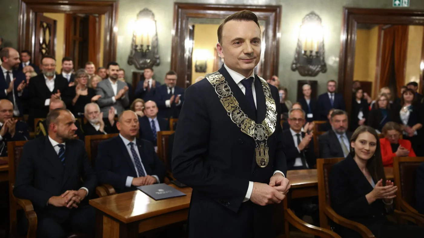 Pensja prezydenta Krakowa. Tyle chce zarabiać Łukasz Gibała