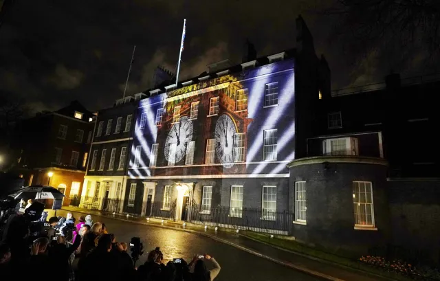 Anglicy odpływają z UE. Punkt zwrotny zafundował Europie… George Soros [FELIETON]