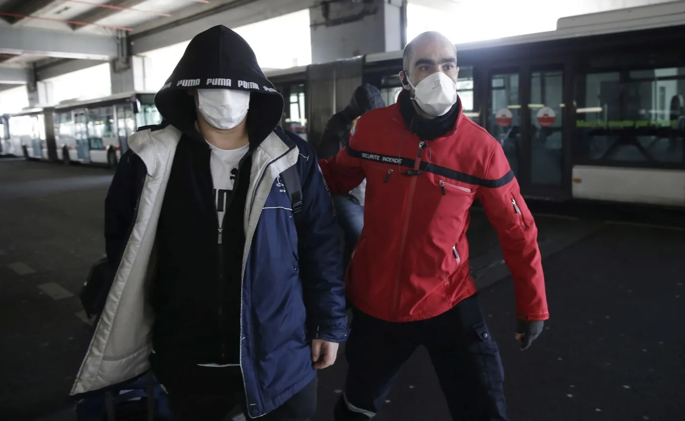 Niemiecki minister: Skuteczność dotychczasowych strategii walki z koronawirusem jest wątpliwa