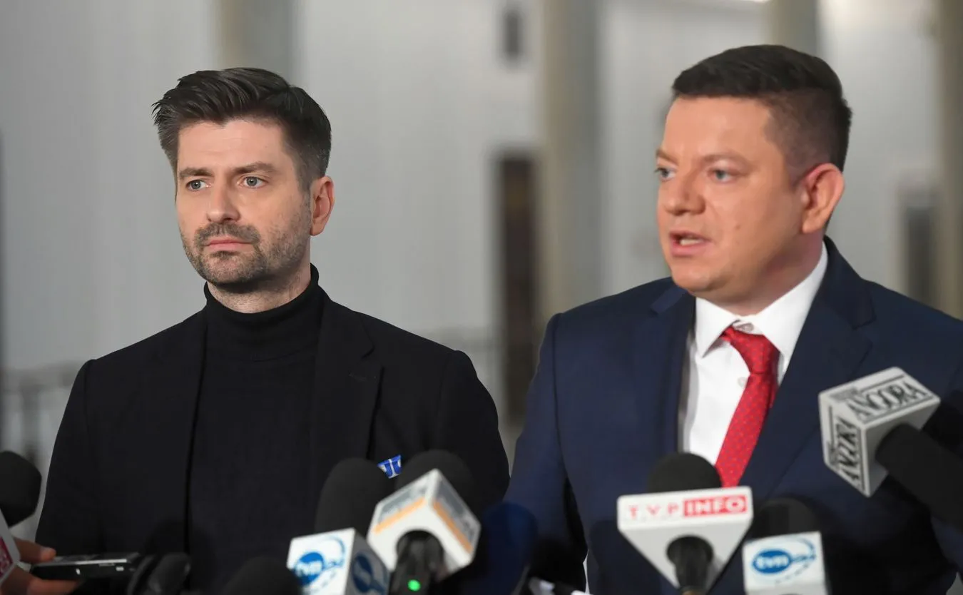 Posłowie Lewicy Krzysztof Śmiszek i Przemysław Koperski
