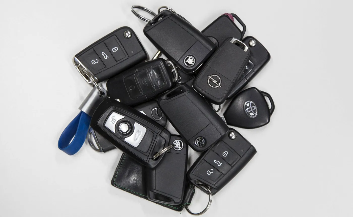 kluczyki-samochodowe-12595144.jpg