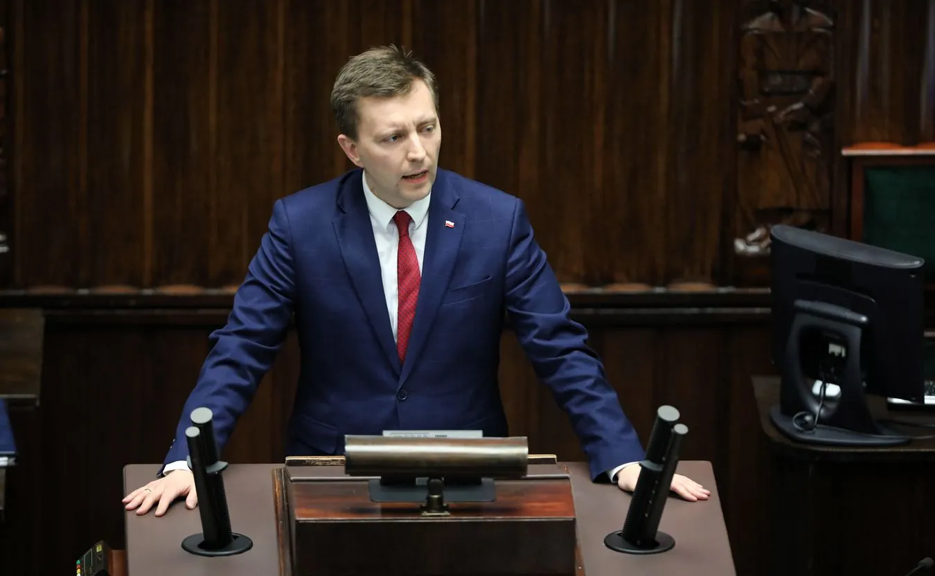 Schreiber zapowiada poprawki do tarczy antykryzysowej. "Rozciągamy ją na nowe firmy"