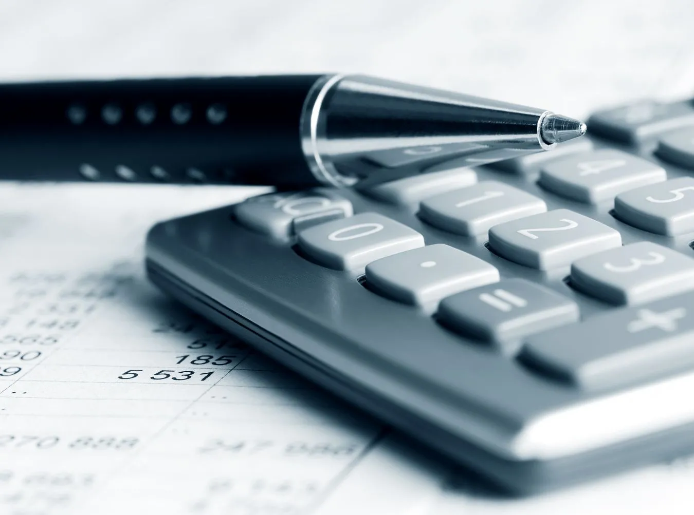 Nowy pomysł rządu. Pracownicy fiskusa dostaną odznaczenia