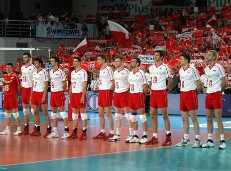 SPORT SIATKOWKALIGA SWIATOWA BYDGOSZCZPOLSKA - ARGENTYNANZ REPREZENTACJA POLSKI ZAWODNICY HYMN 03062007FOT. ADAM CIERESZKO  CONTRAST