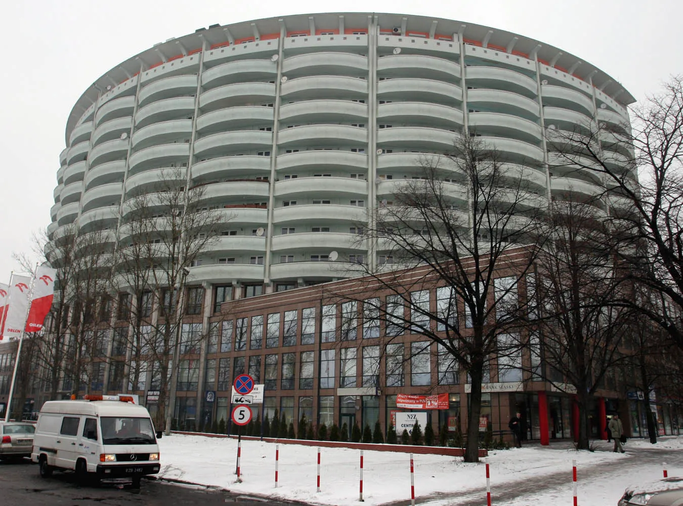 Nowoczesna siedziba NFZ w Warszawie przy Grójeckiej