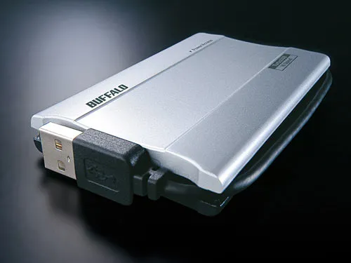 100 giga w SSD od Buffalo Japan, niestety tylko z USB 2.0