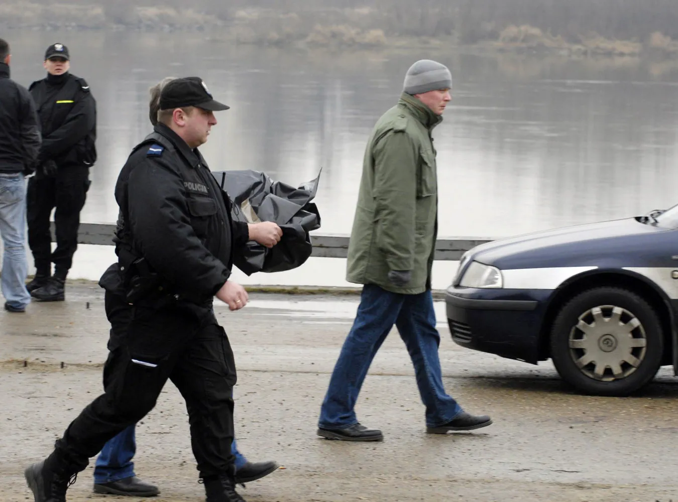 Zwłoki niemowlaka odkryte w kanale nad Wisłą