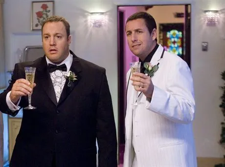 L-R KEVIN JAMES and ADAM SANDLER star in the comedy I Now Pronounce You Chuck and Larry. PANSTWO MLODZI CHUCK I LARRYFOT. UIP