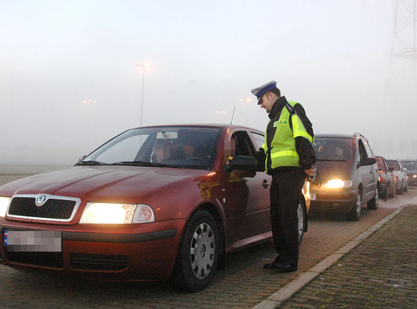 Pijani kierowcy oddają kluczyki policji