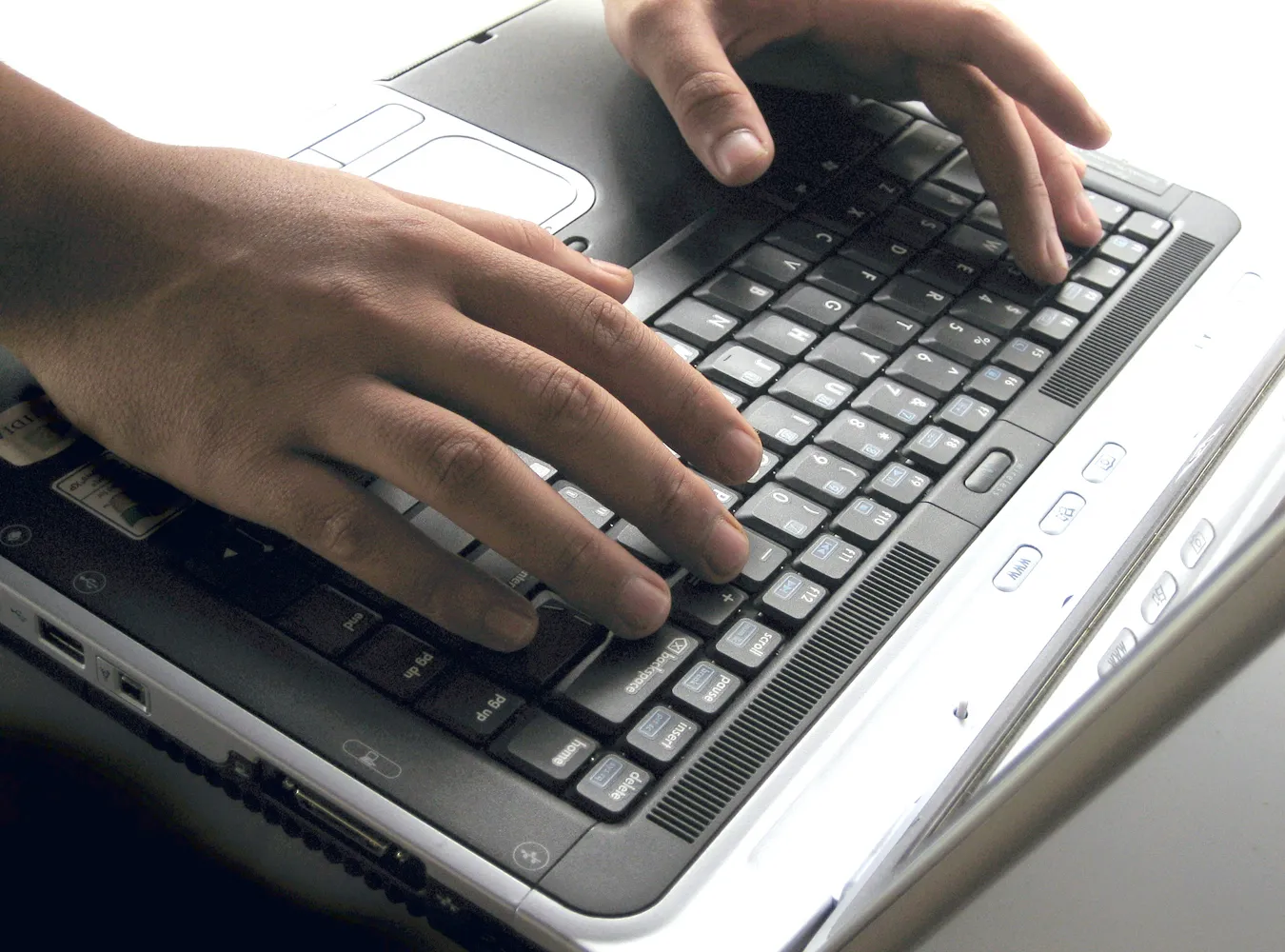 Spamerzy zapłacą po 100 tysięcy złotych