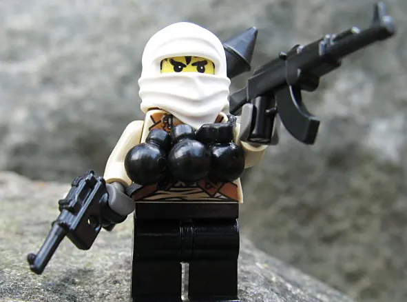 fr_ba_bandit_white_142858a_869453.jpg