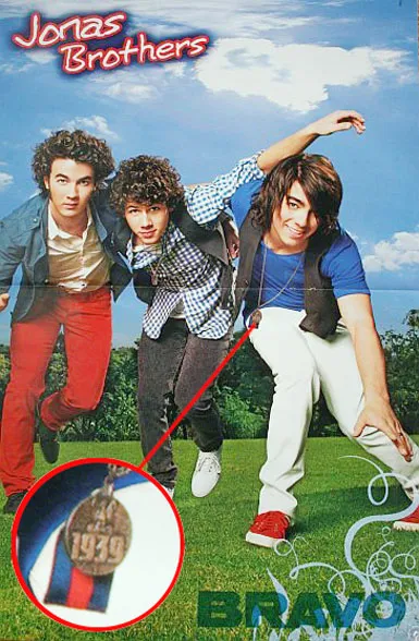 Idol wywija polskim medalem wojennym