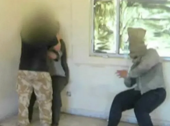 Kazali więźniom tańczyć jak Jackson