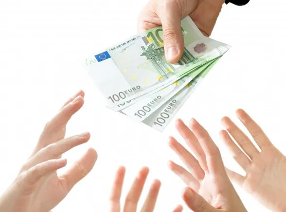 Biura podróży przekupują agentów